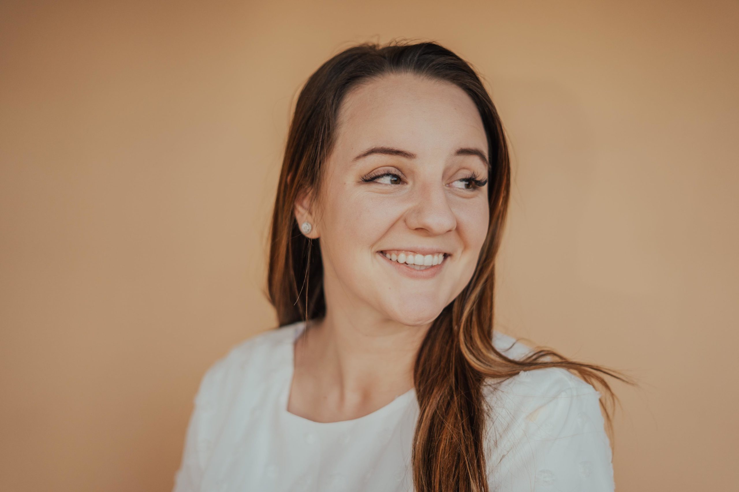 Virtual Assistant based in California helps you to stop comparing yourself to others